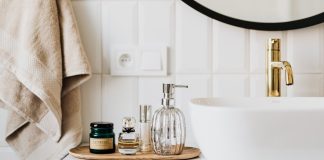 A fürdőszoba alkímiája: Hogyan válik a reggeli rutinod luxus spa élménnyé?